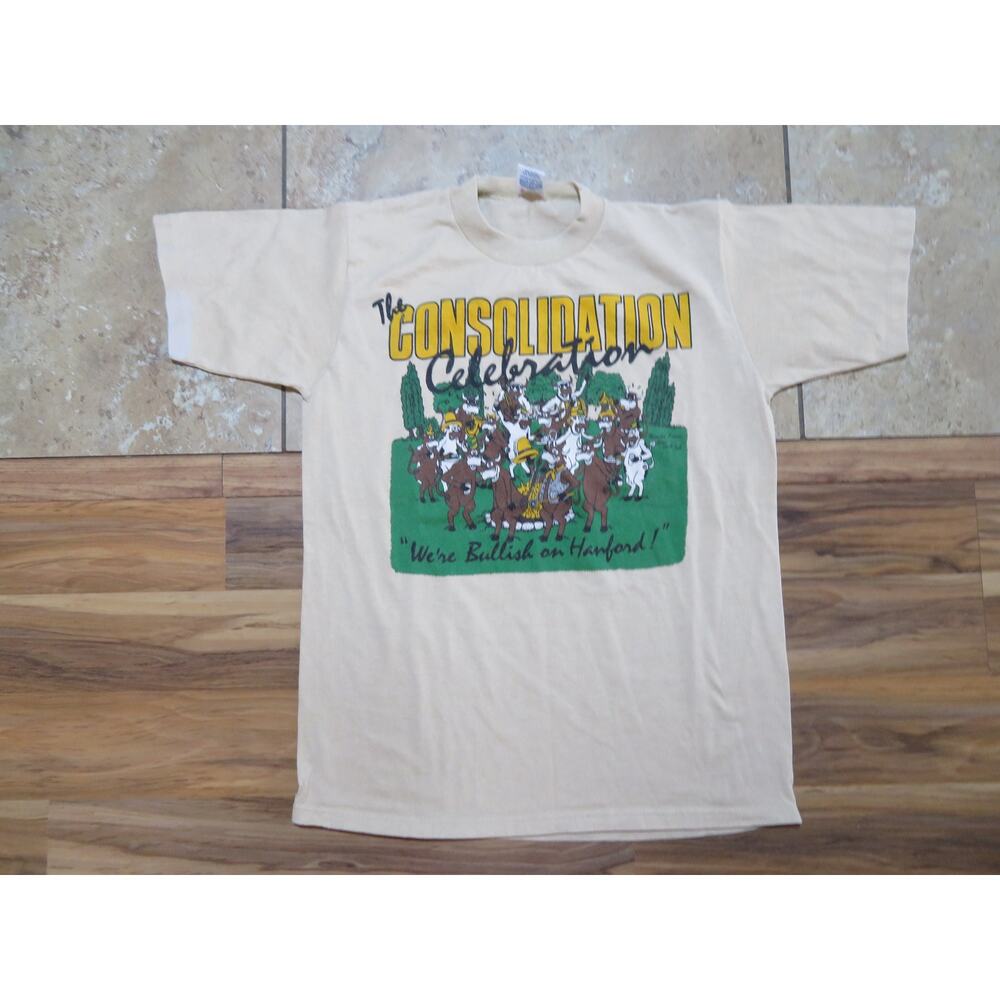 The Consolidation Celebration We're Bullish on Hanford T-Shirt Beige Sz M 1990s